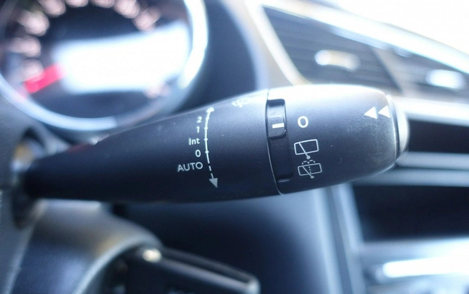 Peugeot 3008 cena 38900 przebieg: 166000, rok produkcji 2015 z Szczebrzeszyn małe 301